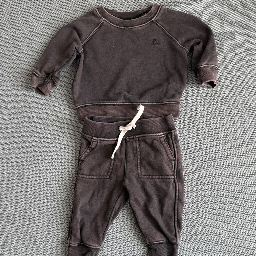 GAP 6-12 mo dark brown, play for stains